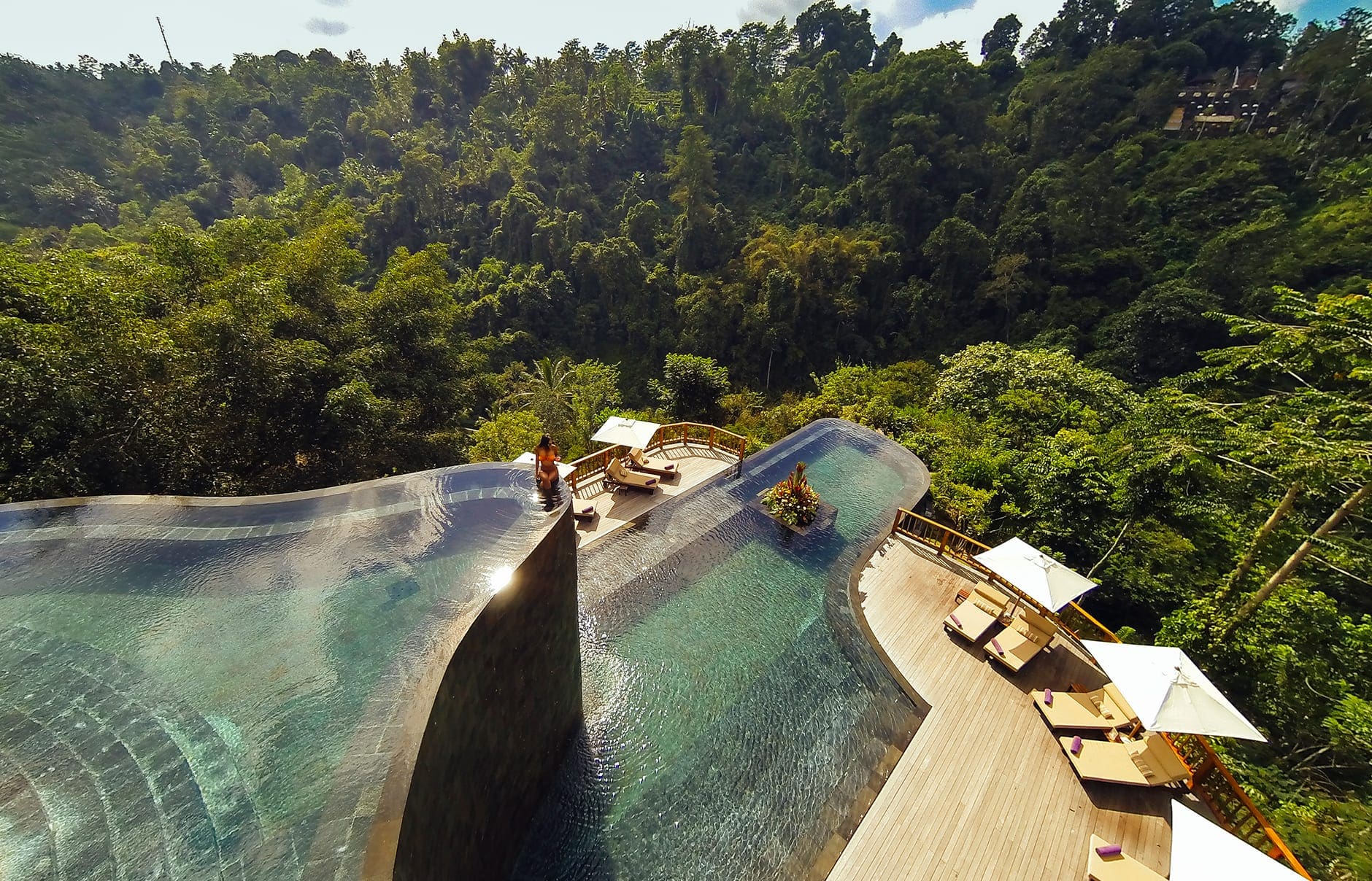 the-worlds-best-swimming-pool-at-hanging-gardens-ubud-bali-indonesia-1