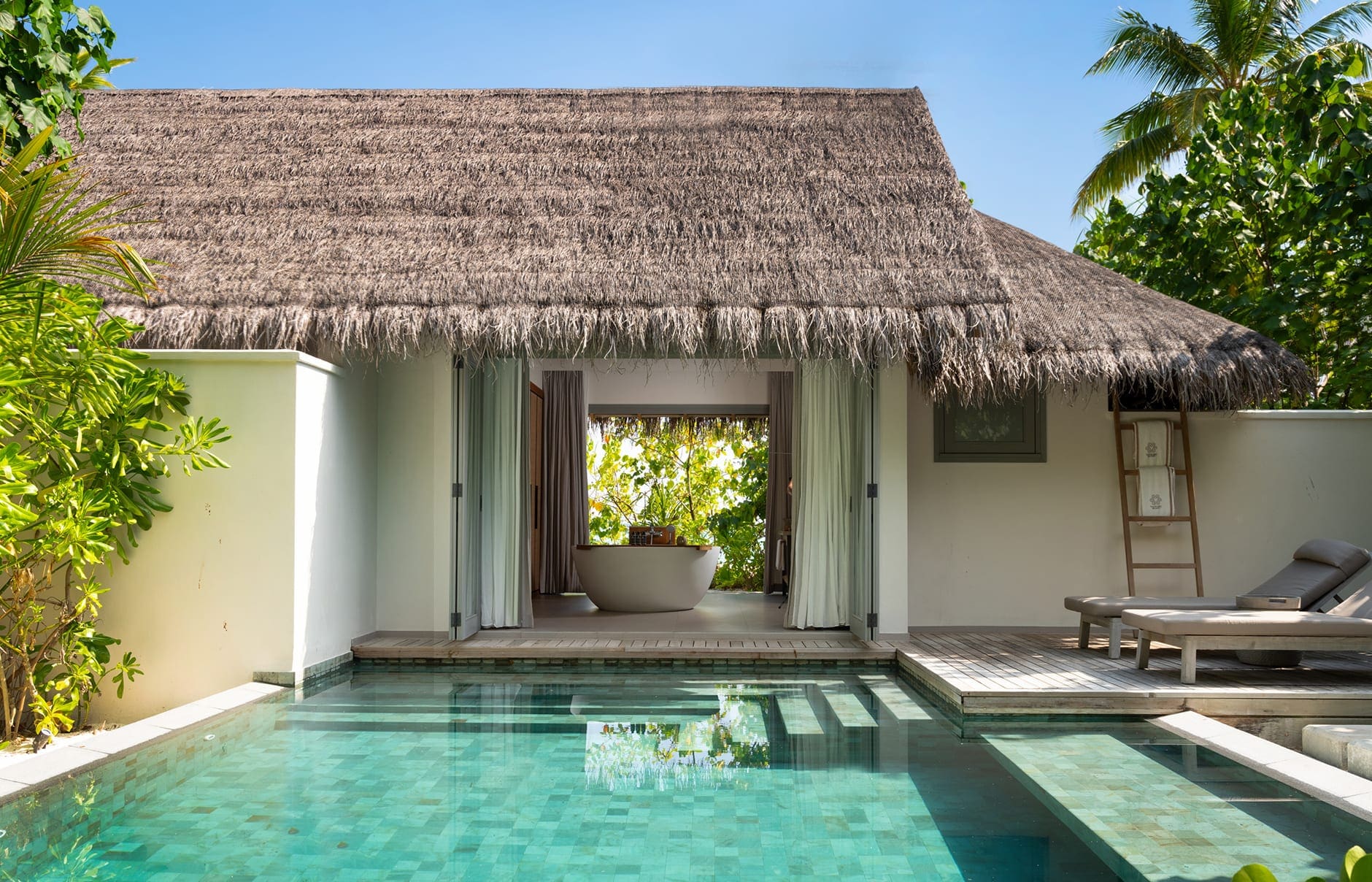 beach-pool-retreat_private-rear-pool