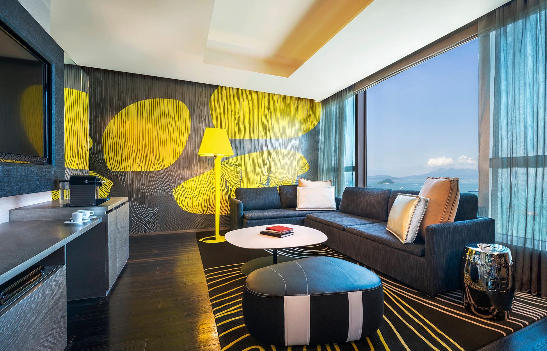 W Hong Kong - Hong Kong. Hotel Review by TravelPlusStyle. Photo © Marriott International 101160937-h1-hkgwh-guestroom-3955-hor-clsc