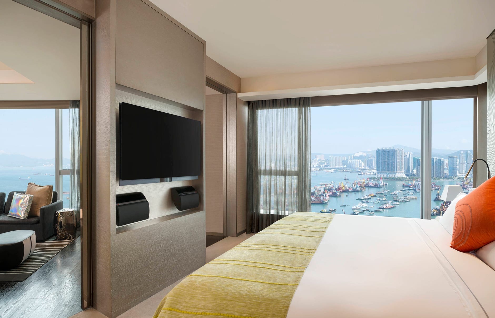 W Hong Kong - Hong Kong. Hotel Review by TravelPlusStyle. Photo © Marriott International 101160957-h1-hkgwh-king-fantastic-5258-hor-clsc