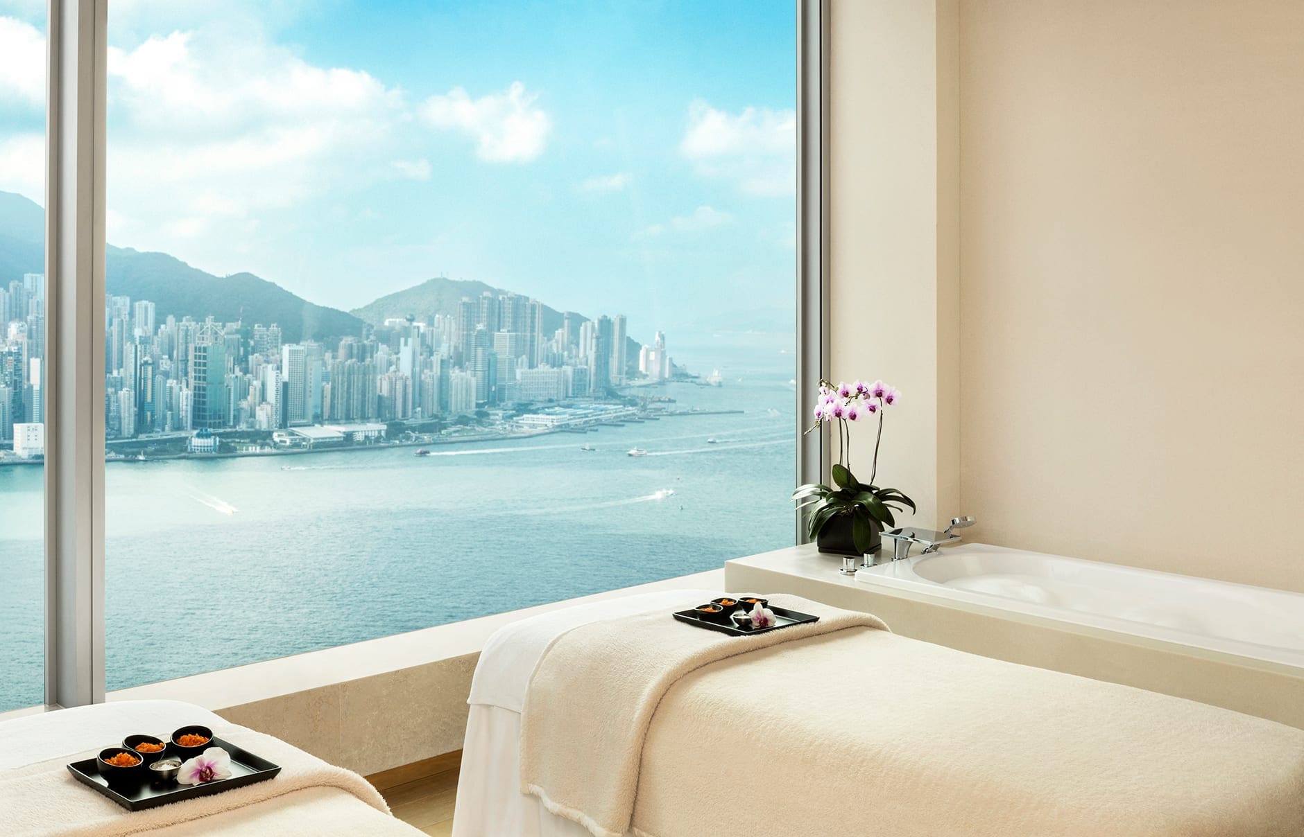 W Hong Kong - Hong Kong. Hotel Review by TravelPlusStyle. Photo © Marriott International 101377013-h1-hkgwh-bliss-spa-3874-hor-clsc