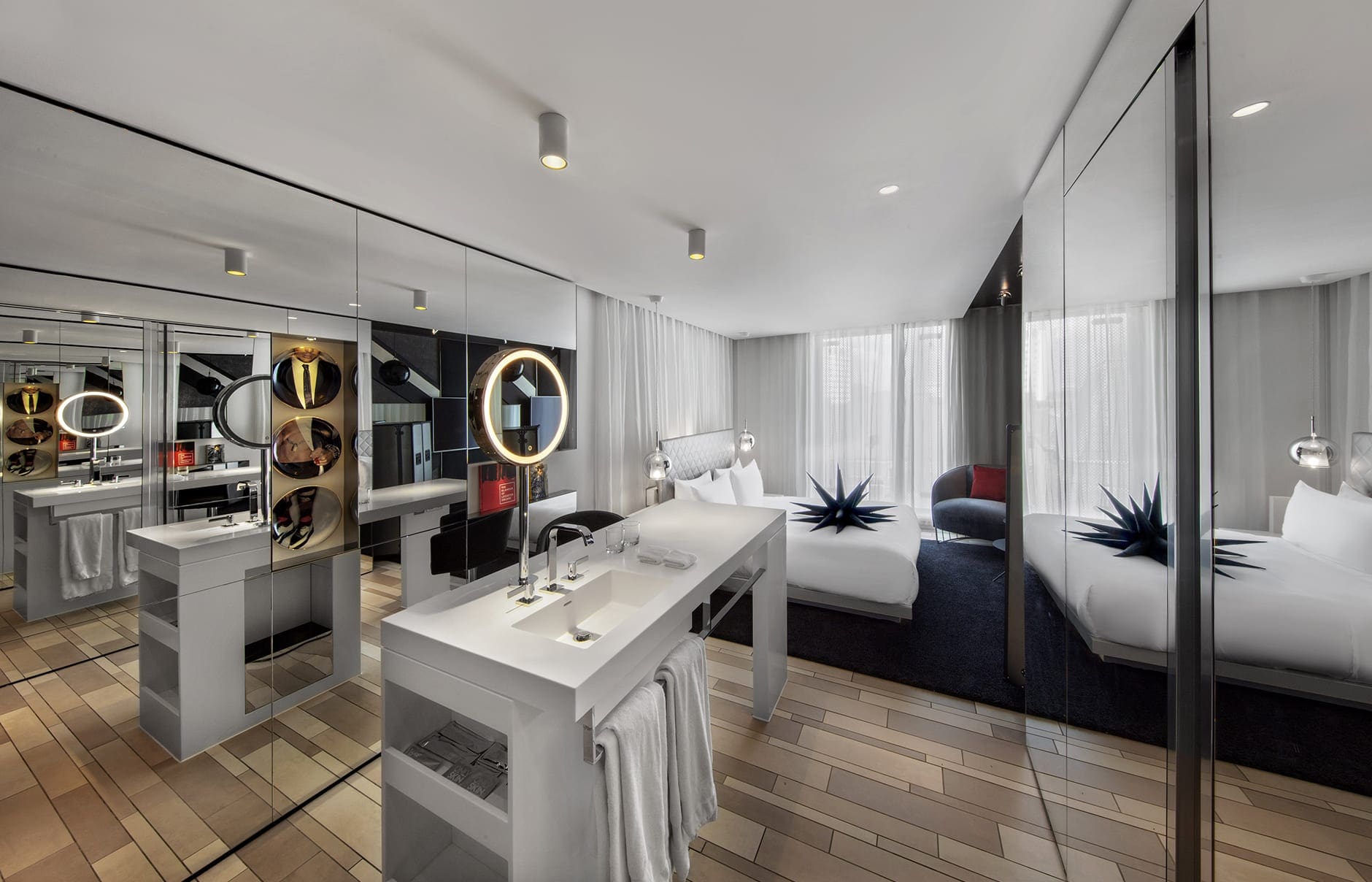 111879816-h1-lonhw-guest-bathroom-3363-hor-clsc