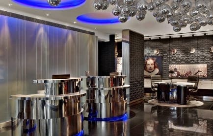 101520470-h1-lonhw-concierge-6861-hor-clsc