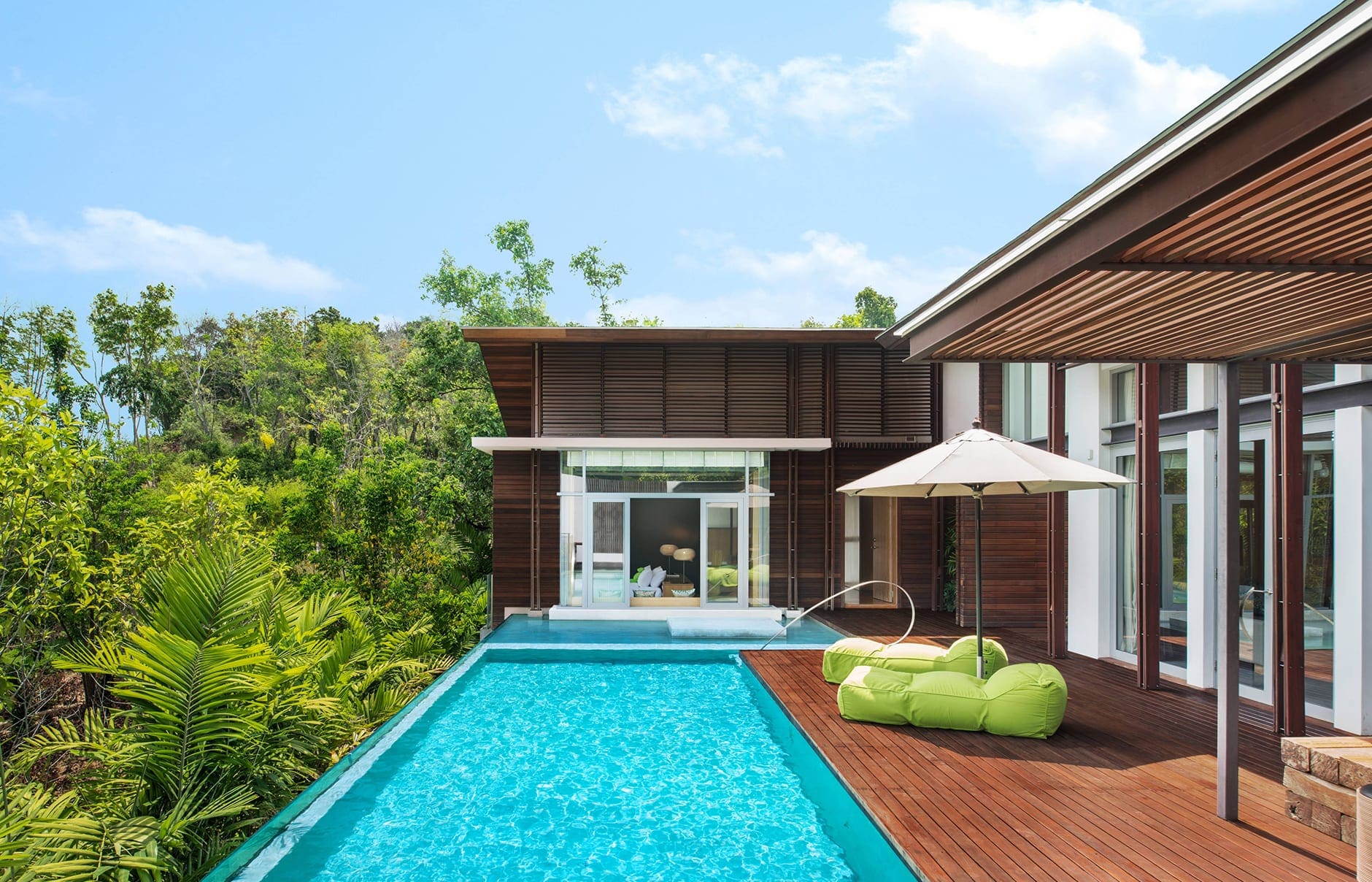 smwh-jungle-6563-hor-clsc