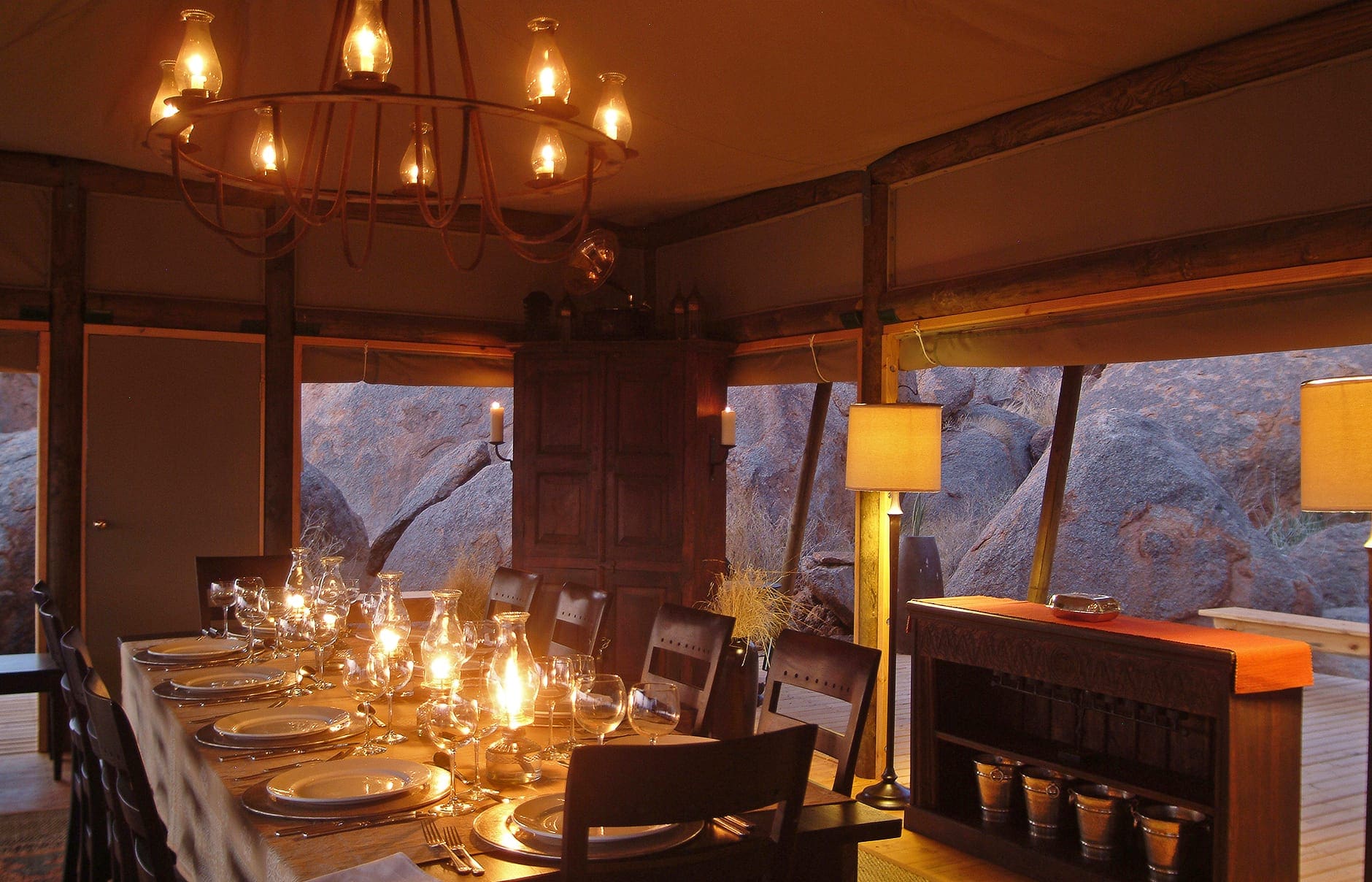 11-boulders-dining-room_01